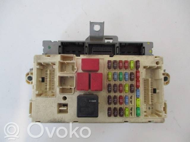 Alfa Romeo 159 Fuse module 