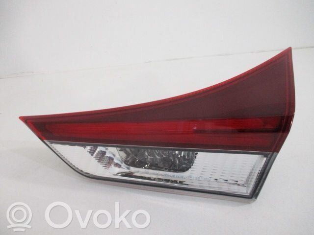 Toyota Auris E180 Takaluukun takavalot 