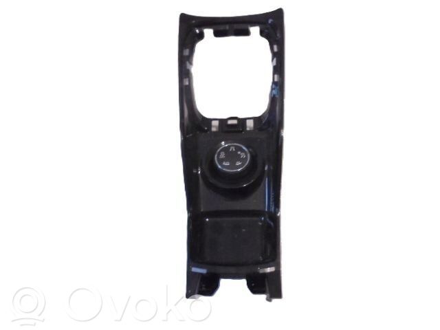 Peugeot 2008 I Otros interruptores/perillas/selectores 