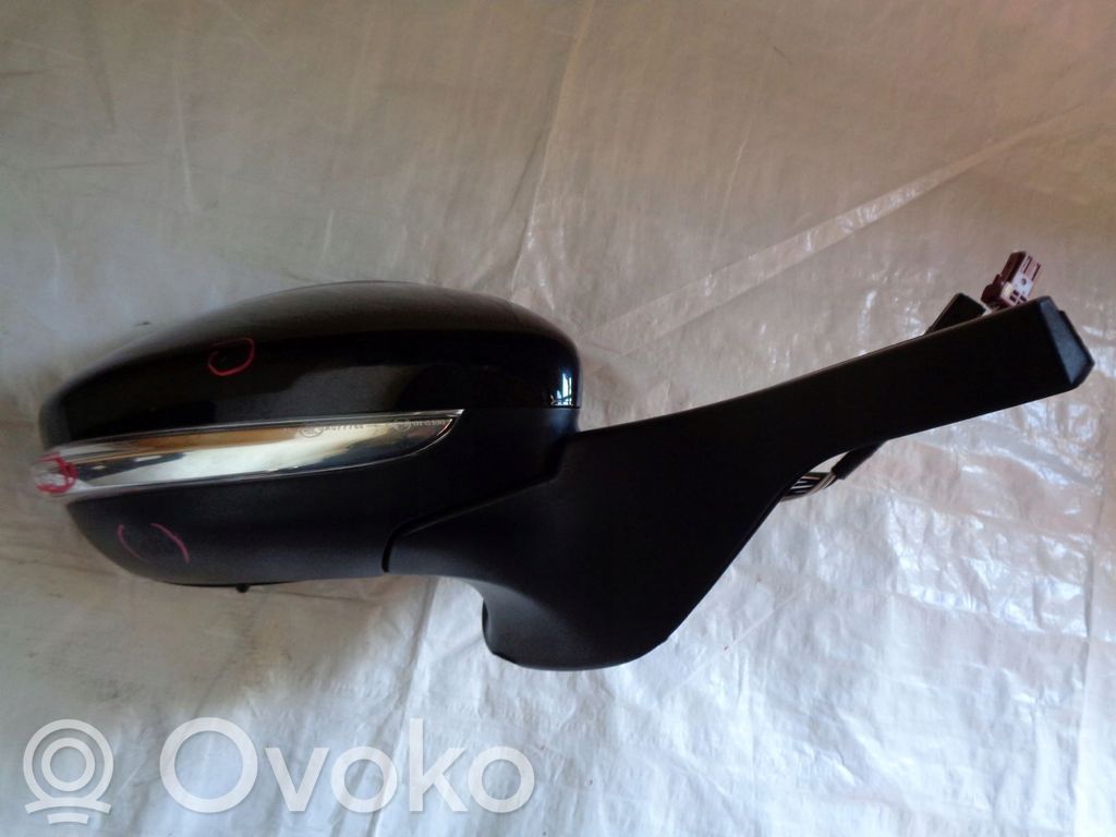 Citroen C3 Front door electric wing mirror 