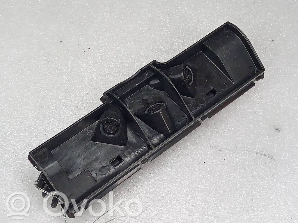 Muut ohjainlaitteet/moduulit   1P0951171