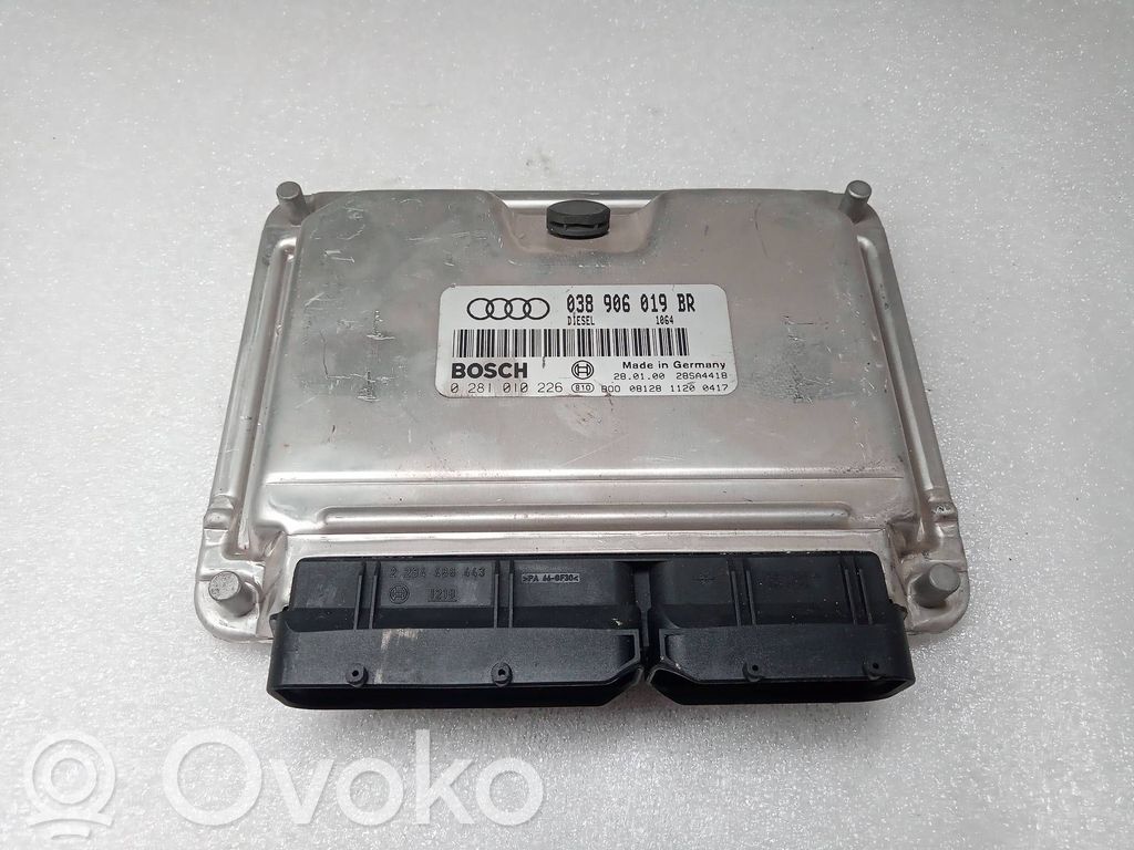 Unidad de control/módulo del motor   0281010226