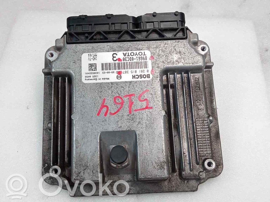 Toyota Yaris Engine control unit/module 
