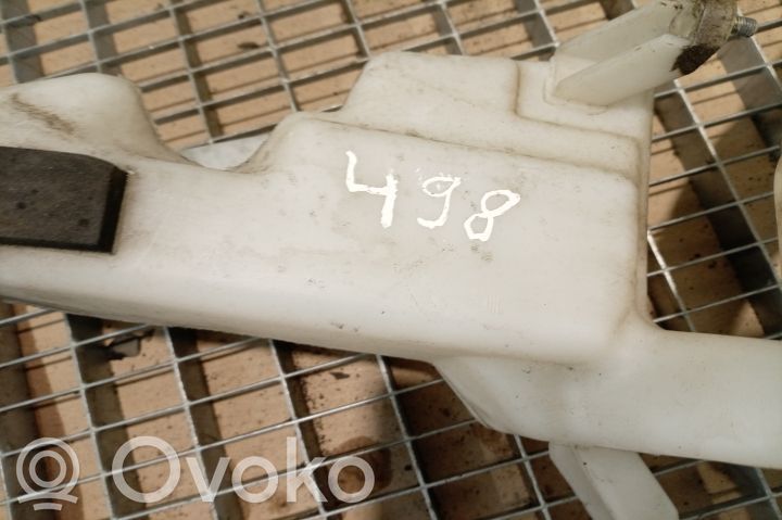 Volkswagen Polo Pompa spryskiwacza szyby przedniej / czołowej 