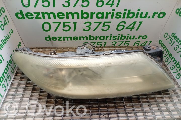 Etu-/Ajovalo   8200163324