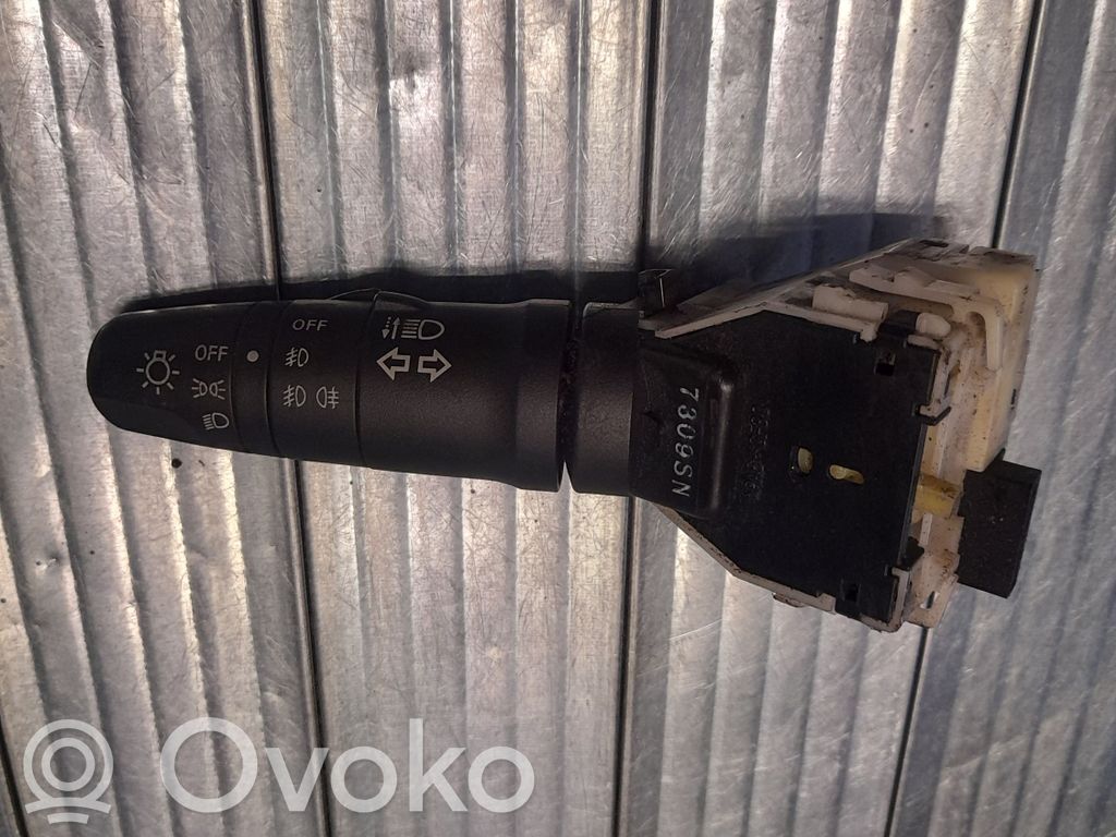 Nissan Note (E11) Indicator stalk 