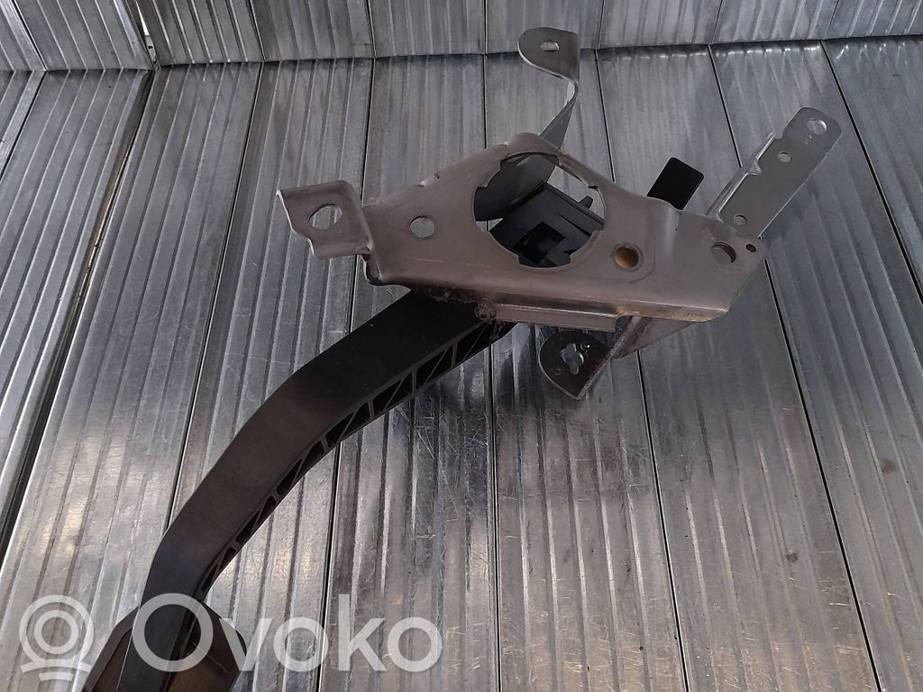 Volvo V50 Pedal de embrague 