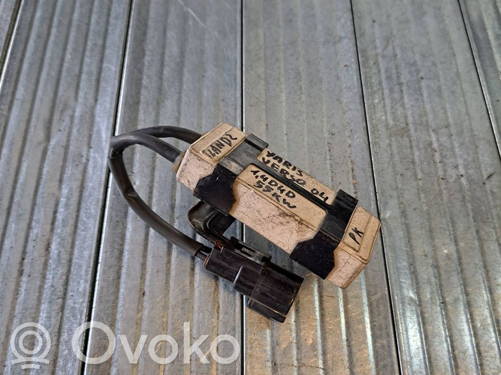 Toyota Yaris Verso Coolant fan relay 