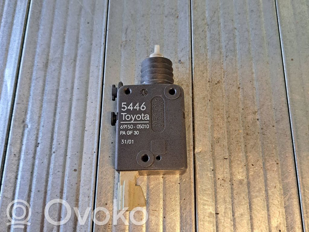 Toyota Avensis T220 Central locking motor 