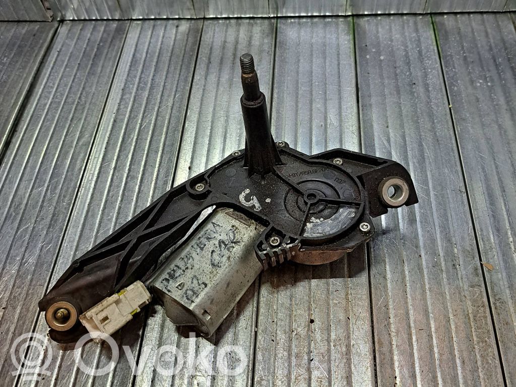 Nissan Primera Galinio stiklo valytuvo varikliukas 