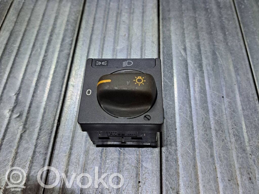 Volvo S70  V70  V70 XC Light switch 