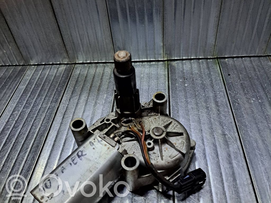 Chrysler Voyager Silniczek wycieraczki szyby tylnej 