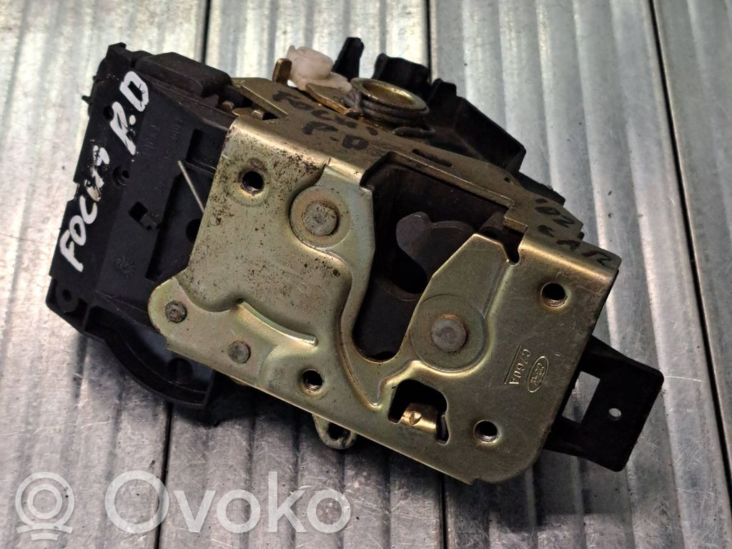 Ford Focus Front door lock 