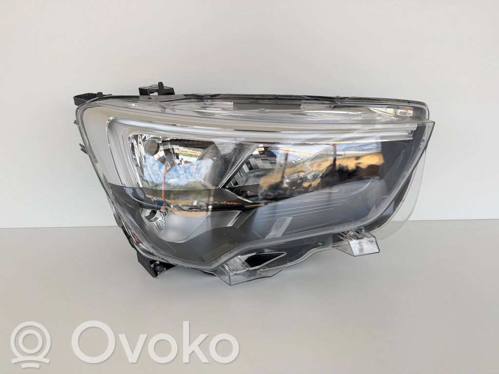 Opel Combo E Scheinwerfer 