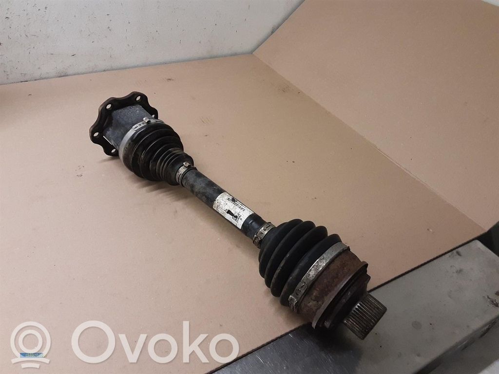 Etuvetoakseli   8W0407271M