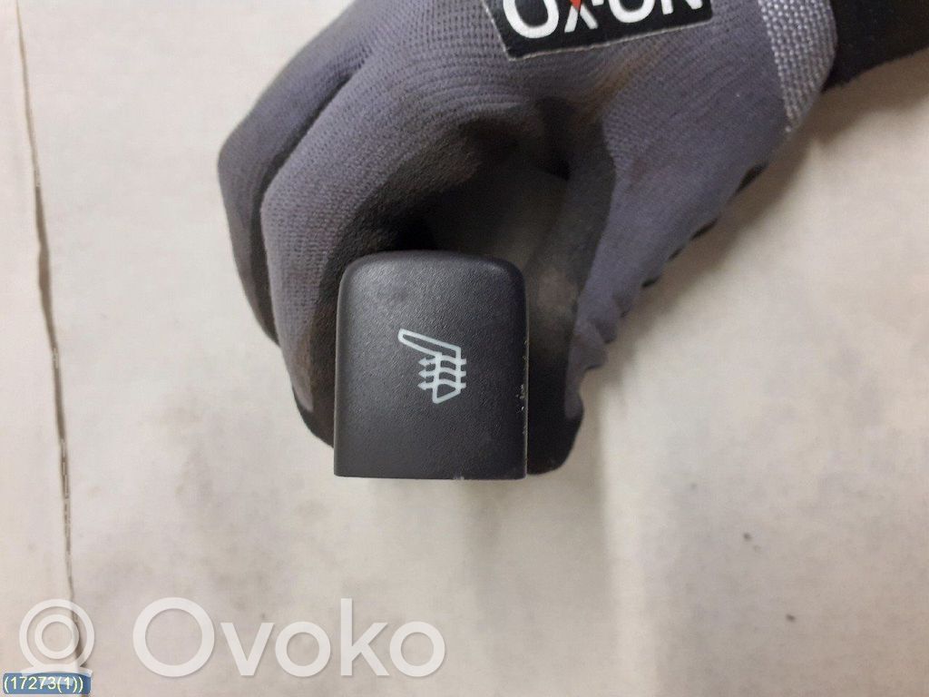 Seat heating switch   4409256
