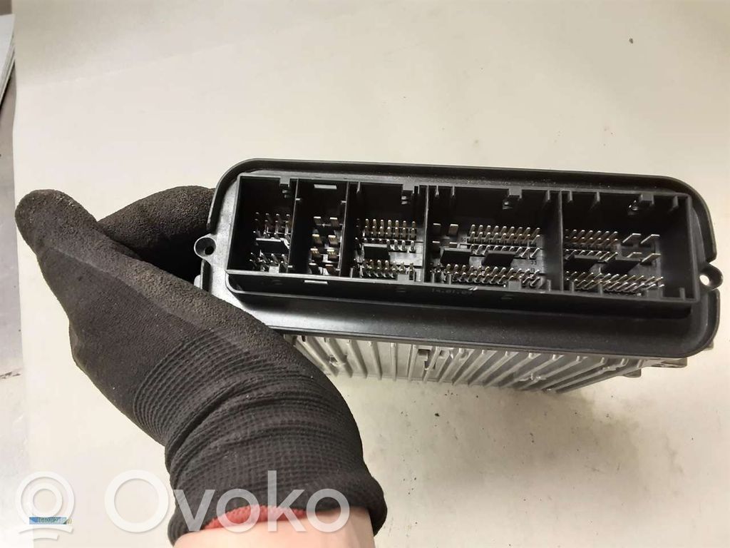 BMW 3 E90 E91 Unitate/modul comandă injecție 
