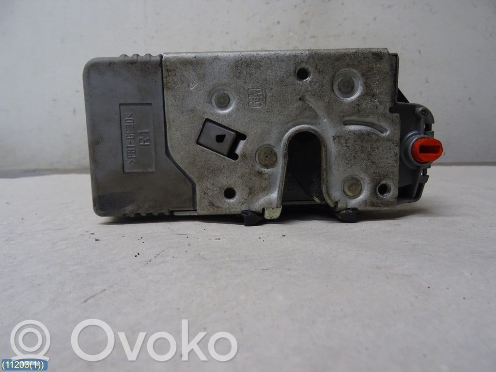 Front door lock   4855201