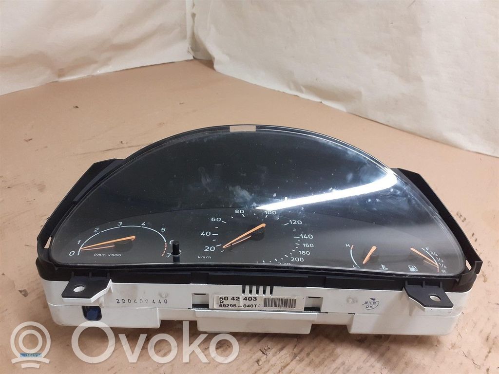 Saab 9-5 Speedometer (instrument cluster) 
