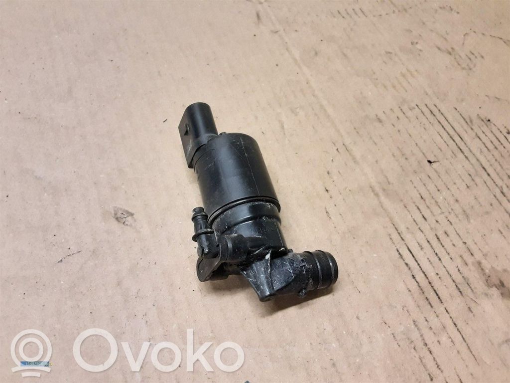 Volvo V60 Pompa spryskiwacza lampy przedniej 
