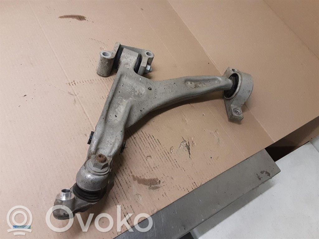 Volvo V60 Front lower control arm/wishbone 