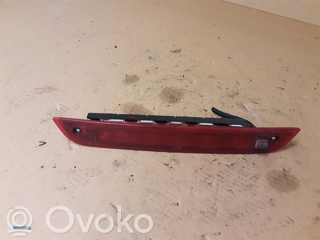 Ford Focus Third/center stoplight 