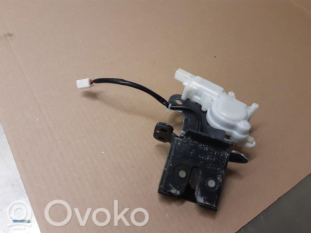 Mazda 3 I Tailgate/trunk/boot lock/catch/latch 