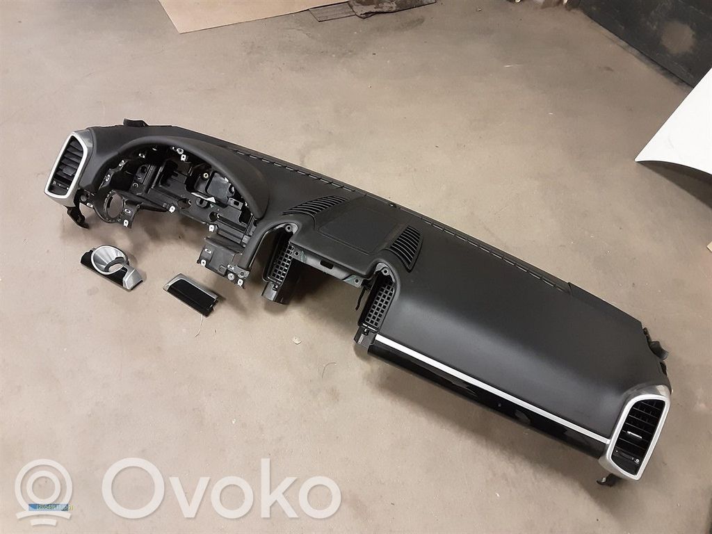 Porsche Cayenne (9PA) Deska rozdzielcza 