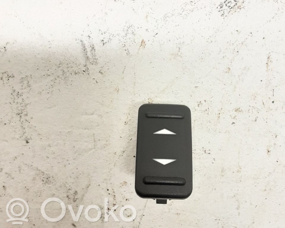 Ford Mondeo MK IV Przyciski szyb 