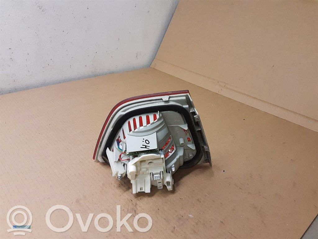 BMW 3 E90 E91 Tailgate rear/tail lights 