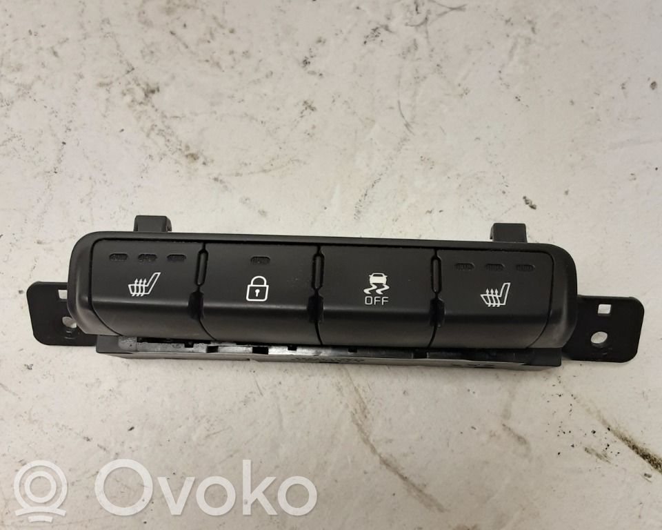 KIA Ceed Seat heating switch 