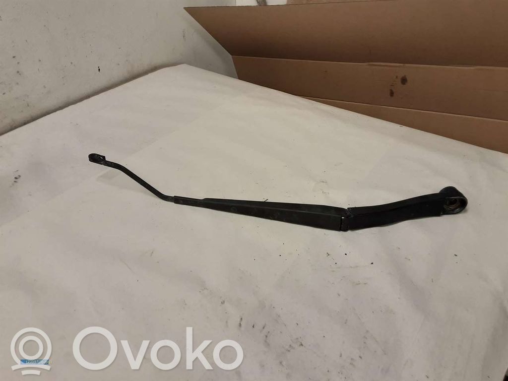 Saab 9-5 Wischerarm vorne 
