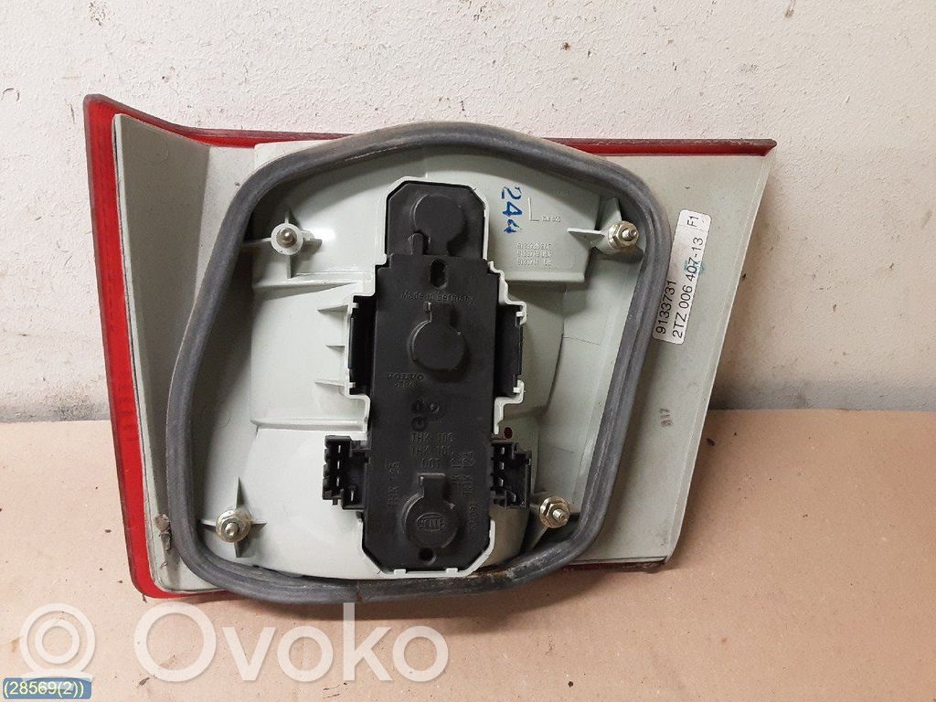 Volvo S90, V90 Takaluukun takavalot 