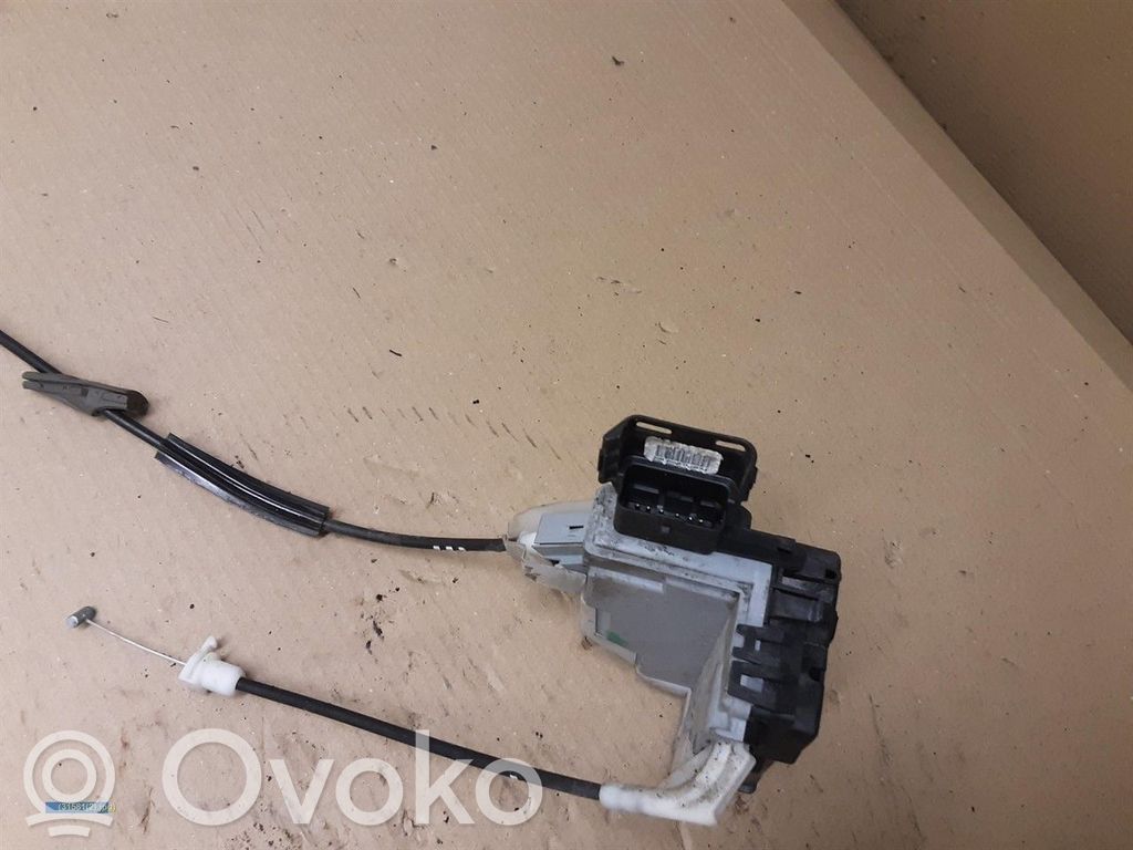 Citroen C3 Aizmugurē slēdzene 