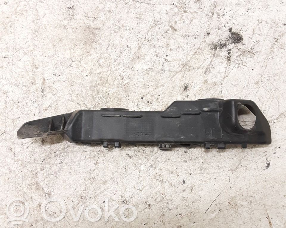 Fender mounting bracket   86516A2000
