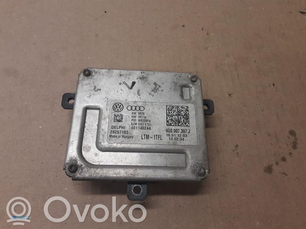 Volkswagen PASSAT CC Light module LCM 