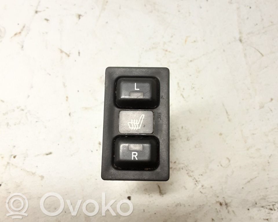 Toyota Corolla Verso E121 Interruttore riscaldamento sedile 