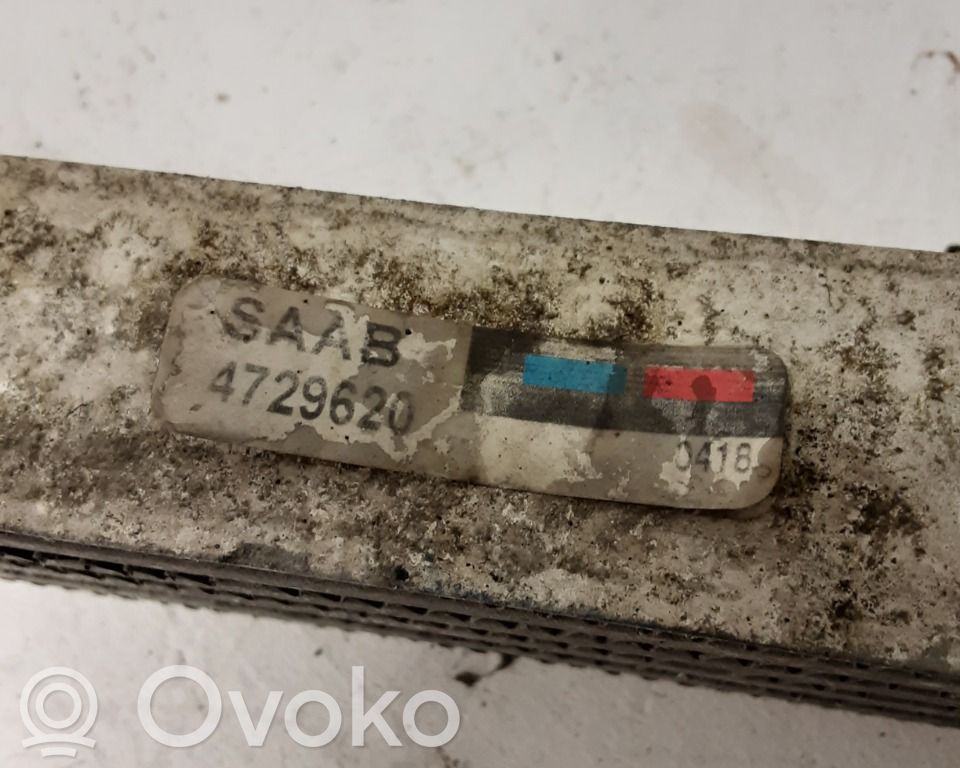 Saab 9-5 Moottoriöljyn jäähdytinlaite 