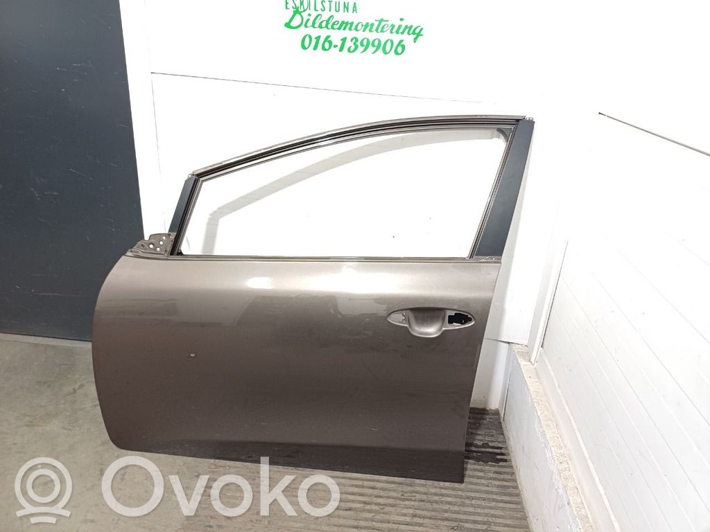KIA Ceed Front door 