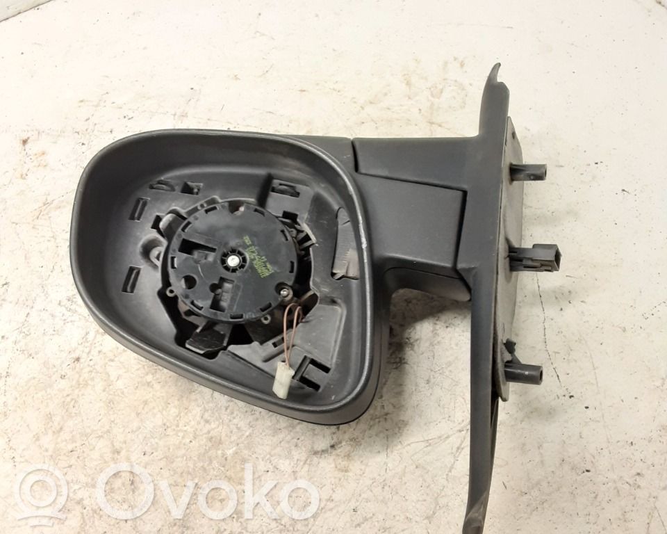 Renault Kangoo II Elektryczne lusterko boczne drzwi przednich 
