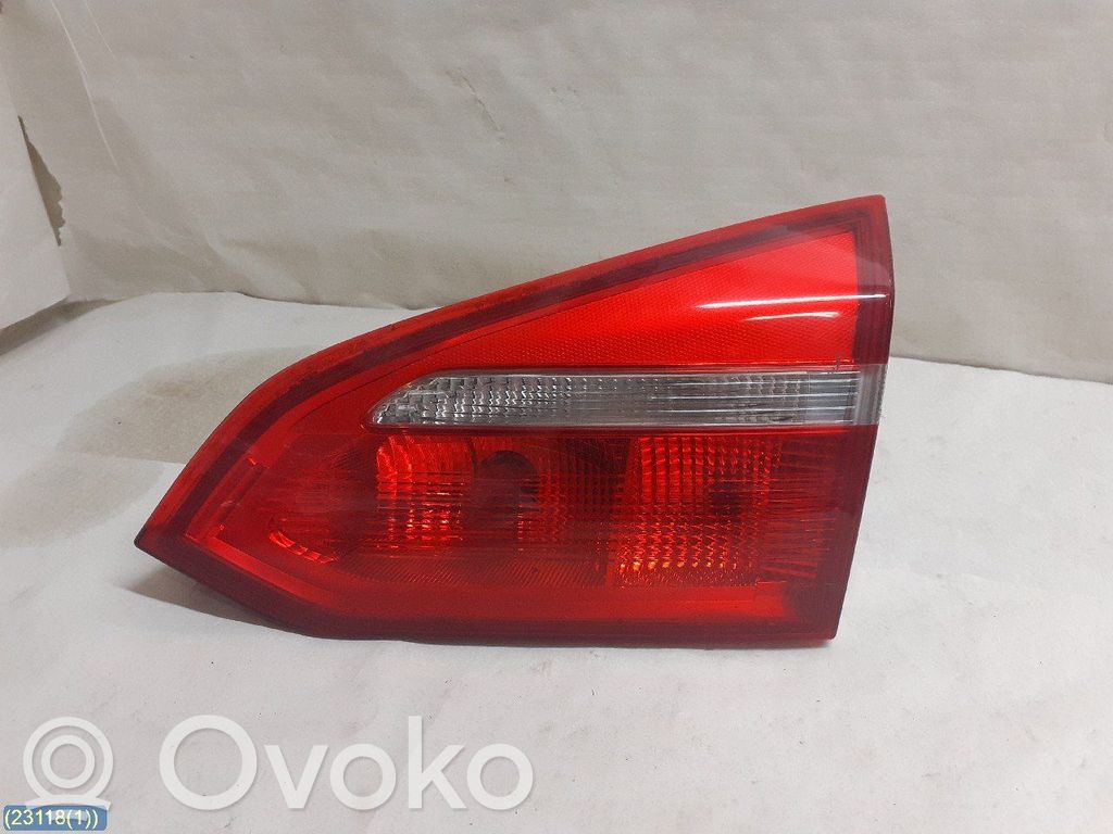 Ford Focus Takaluukun takavalot 