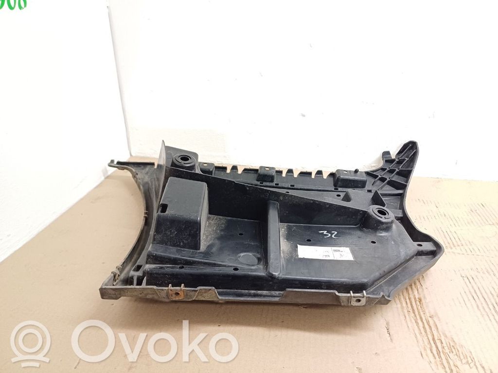 BMW 3 E92 E93 Galinis laikiklis bamperio 