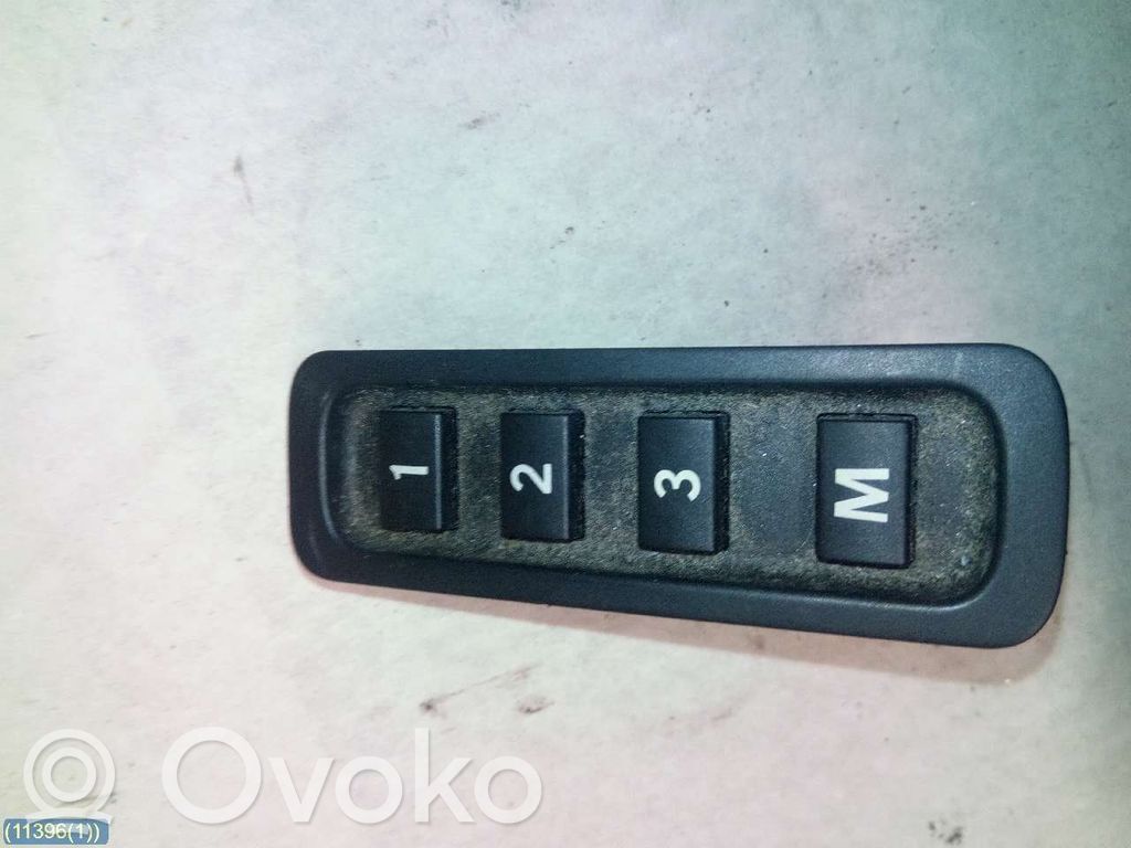 Seat memory switch   12791026
