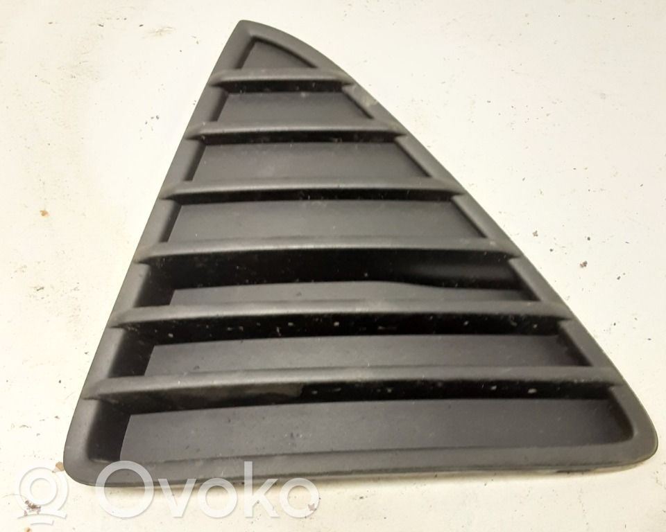 Ford Focus Apakšējais režģis (trīsdaļīgs) 