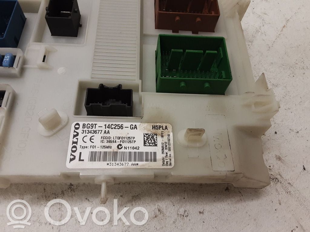 Volvo V60 Fuse module 