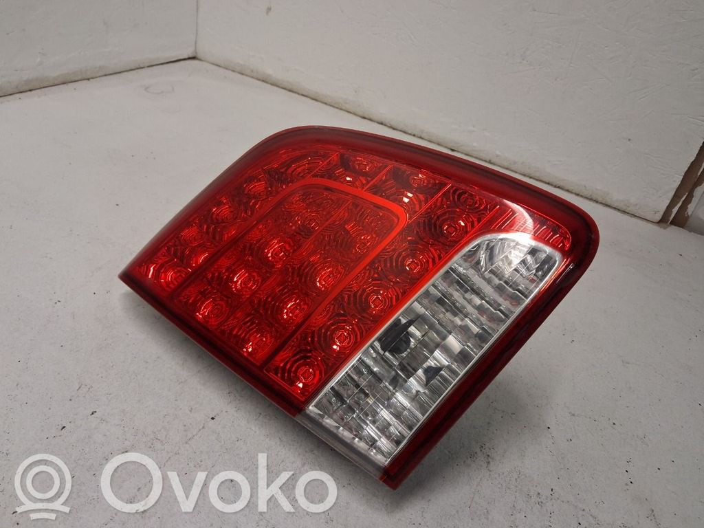 KIA Sorento Luces portón trasero/de freno 