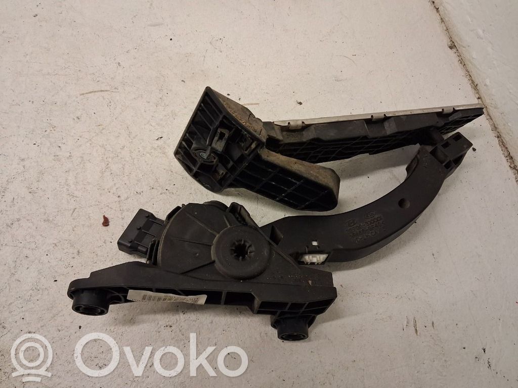 KIA Ceed Accelerator throttle pedal 