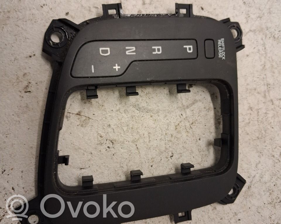 KIA Ceed Gear shift selector indicator 