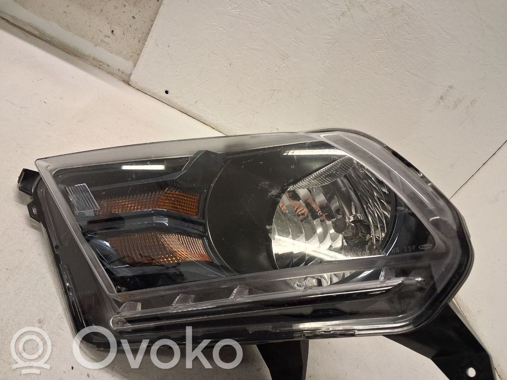 Ford Mustang V Lampa przednia 