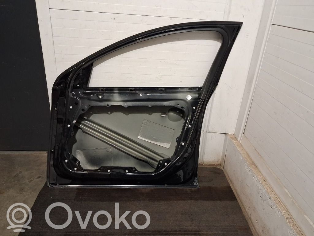 Volvo V60 Priekinės durys 